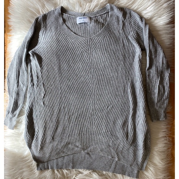 Old Navy gray v-neck tunic sweater - Picture 2 of 7